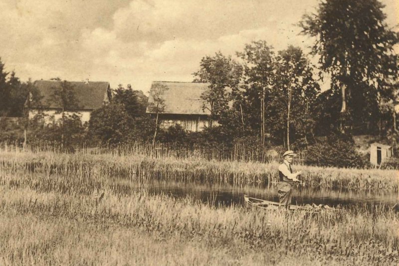 Damals: Ruderbootsfahrt auf der Havel| Bild: Heimverein Bredereiche